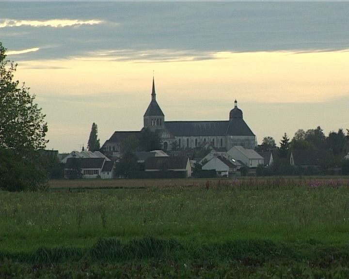 Saint-Benoît-sur-Loire. La restauration de la tour porche.